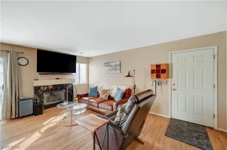 Photo #3: 2562817 Listing 