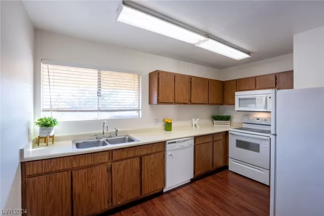 MLS: 2562839 Condo For Sale