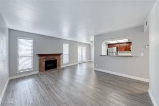 Photo #1: 2562906 Listing 