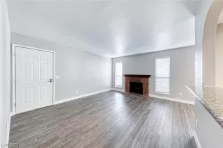 Photo #5: 2562906 Listing 