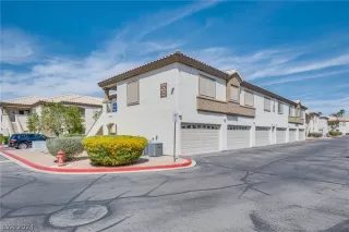 Photo #1: 2562990 Listing