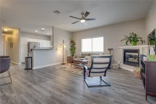 Photo #3: 2562990 Listing