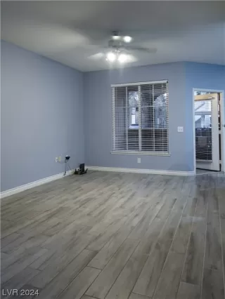 Photo #2: 2563002 Listing