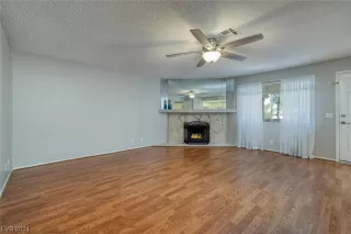 Photo #2: 2563004 Listing