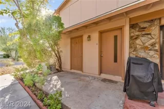 Photo #2: 2563013 Listing