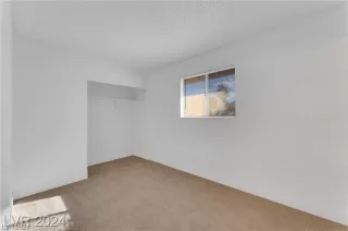 Photo #6: 2563013 Listing