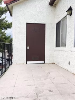 Photo #5: 2563067 Listing