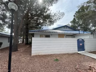 Photo #2: 2563073 Listing