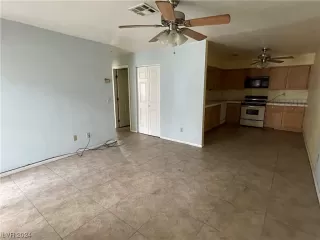 Photo #5: 2563073 Listing