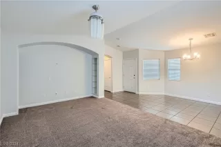 Photo #1: 2563090 Listing 