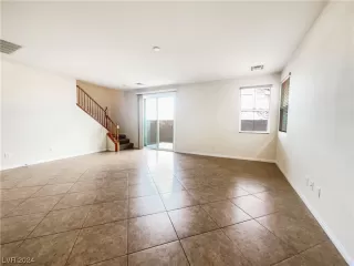 Photo #2: 2563115 Listing 