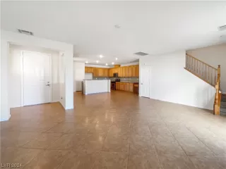 Photo #6: 2563115 Listing 