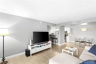 Photo #2: 2563123 Listing