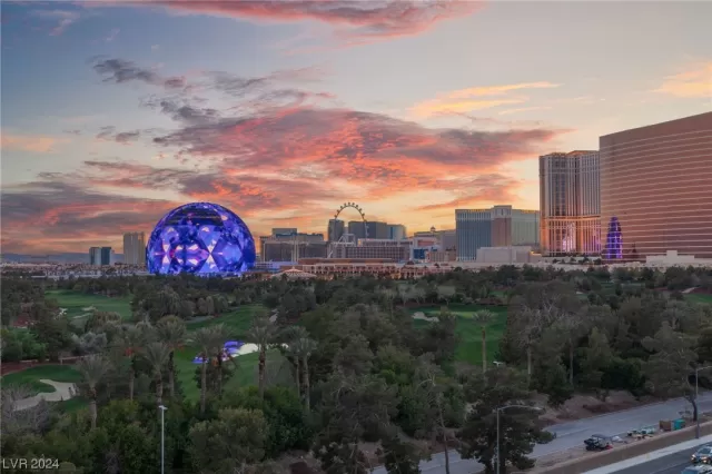 MLS: 2563130 Condo For Sale