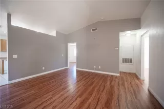 Photo #6: 2563180 Listing 
