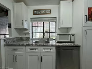 Photo #2: 2563217 Listing