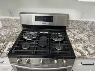 Photo #5: 2563217 Listing