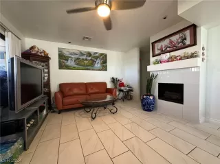 Photo #6: 2563217 Listing