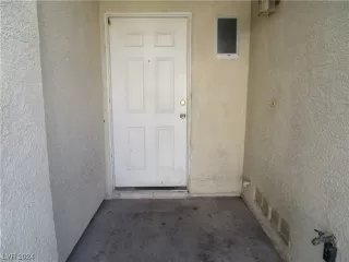 Photo #3: 2563251 Listing