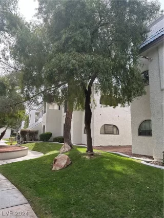 Photo #1: 2563270 Listing 