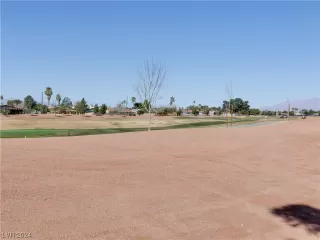 Photo #6: 2563285 Listing