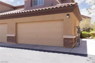 Photo #1: 2563305 Listing 