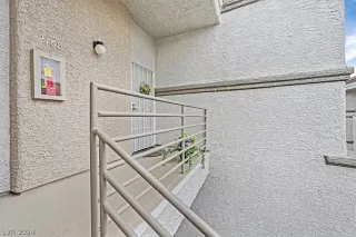 Photo #1: 2563326 Listing