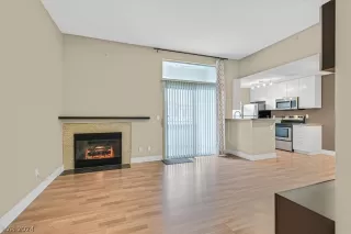 Photo #4: 2563326 Listing