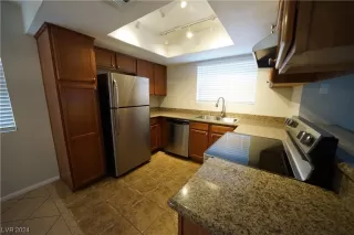 Photo #3: 2563402 Listing 