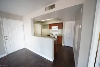 Photo #6: 2563407 Listing 