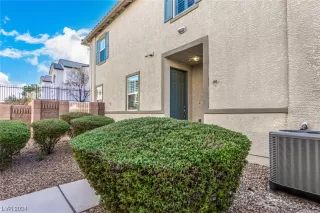 Photo #6: 2563414 Listing