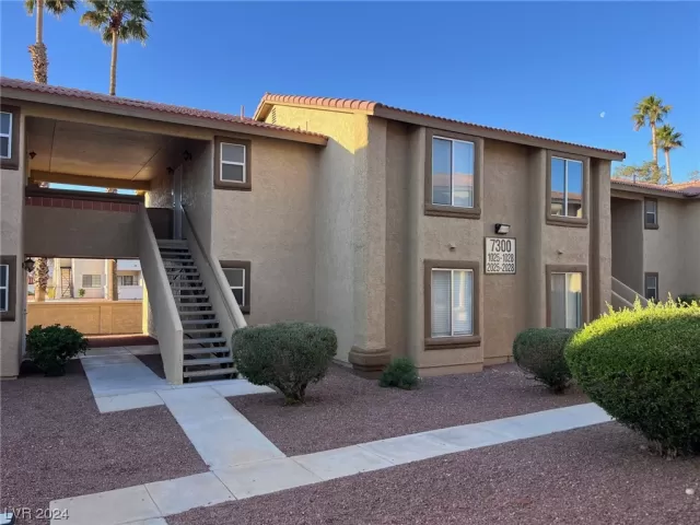 MLS: 2563430 Condo For Sale