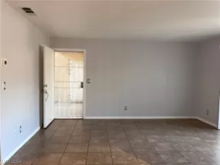 Photo #6: 2563430 Listing 