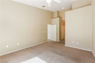 Photo #3: 2563445 Listing