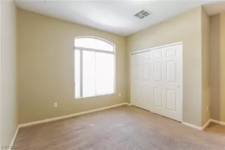 Photo #6: 2563445 Listing