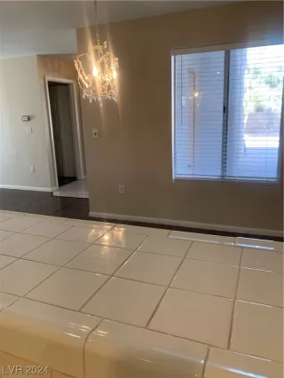 Photo #5: 2563461 Listing 