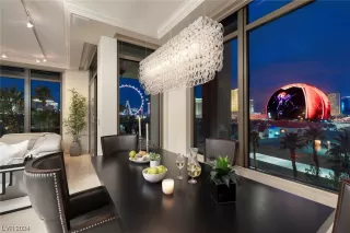 Photo #1: 2563462 Listing 