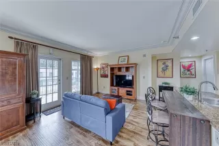 Photo #5: 2563494 Listing