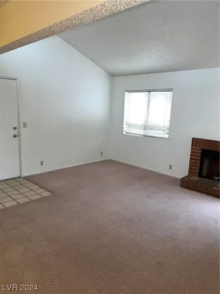 Photo #2: 2563500 Listing