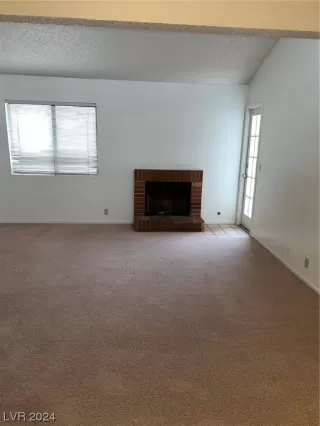 Photo #4: 2563500 Listing