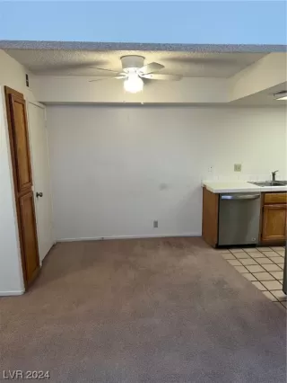 Photo #5: 2563500 Listing