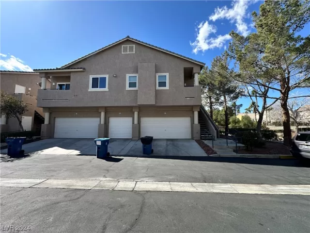 MLS: 2563504 Condo For Sale