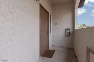 Photo #3: 2563511 Listing