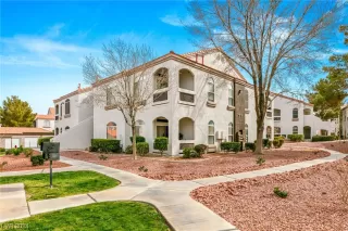 Photo #2: 2563556 Listing