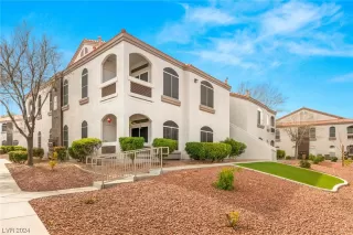 Photo #3: 2563556 Listing