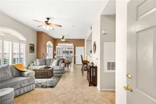 Photo #6: 2563556 Listing