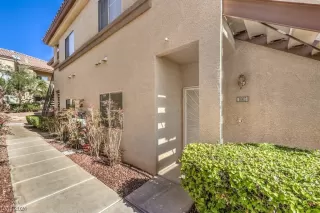 Photo #1: 2563558 Listing