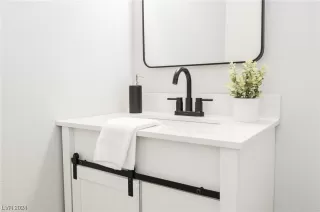 Photo #4: 2563585 Listing 