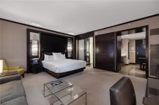 Photo #6: 2563600 Listing