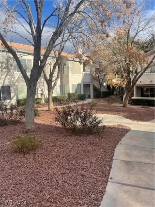 Photo #3: 2563615 Listing 